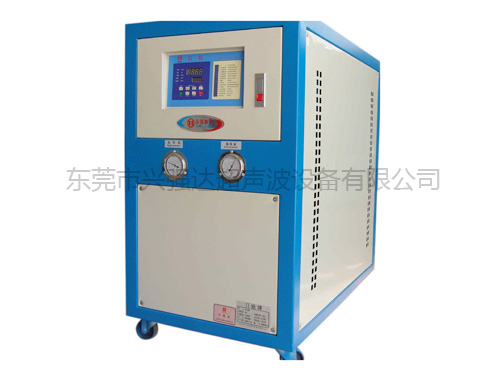 万江工业冷水机